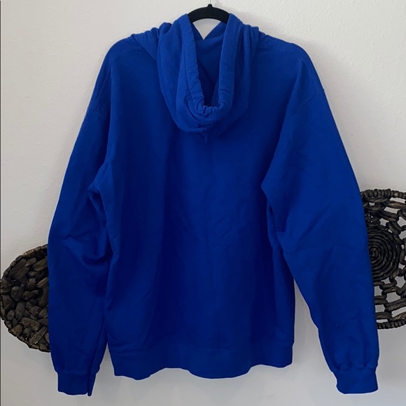 NWT DISNEY The Little Mermaid Ariel Sweatshirt XL - Picture 4 of 8